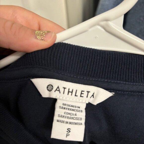 Athleta Retroplush Quilted Crewneck Sweatshirt - Picture 7 of 7